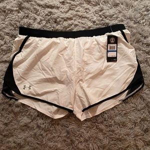 White under armour shorts
